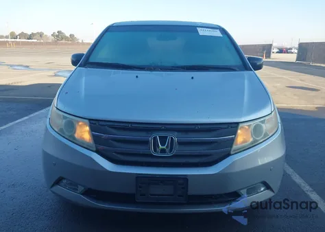 2011 Honda Odyssey Touring/Touring Elite из США, поврежденный, VIN 5FNRL5H91BB049906